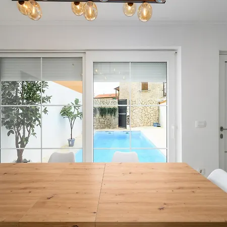 In Pore With Private Pool And Daire Poreč